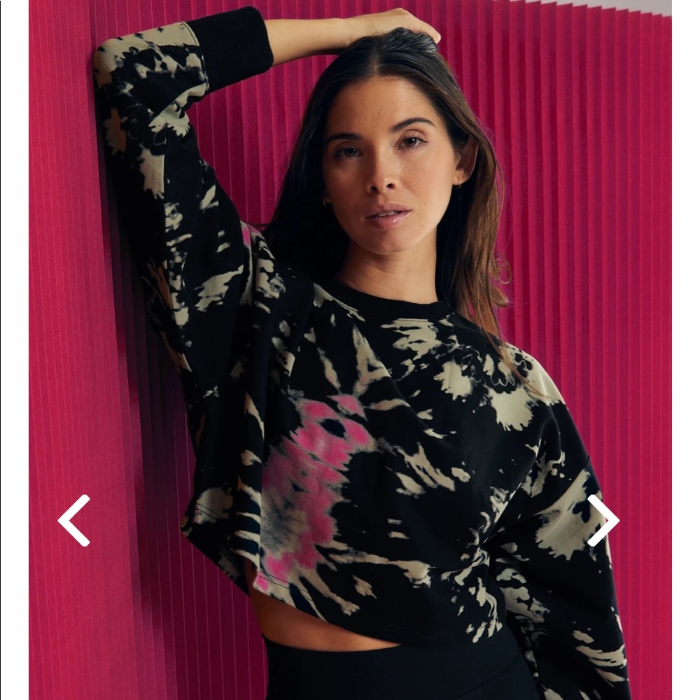Noli Black and Pink Tie-Dye Crop Top
